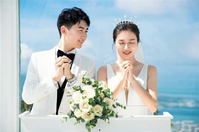 爆料最新三亚婚纱拍摄机,捕捉甜蜜瞬间，记录爱情足迹