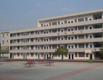 爆料益阳学校视频最新,揭秘校园内幕